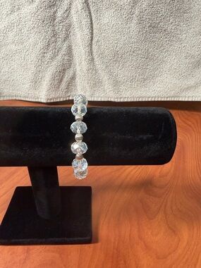 Clear Crystal Bead Stretch Bracelet - Unbranded